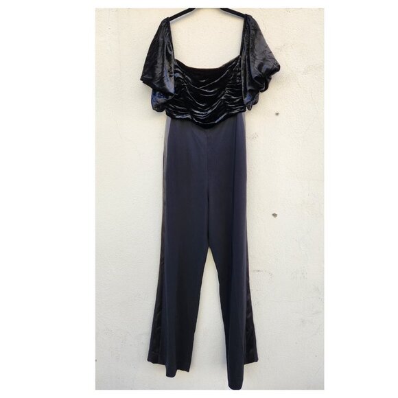 Reiss Julianna Puff Sleeve Velvet Off-Shoulder Jumpsuit - Picture 6 of 12